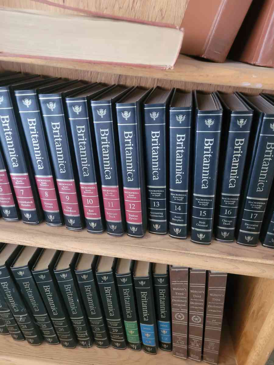 books - Redding, California