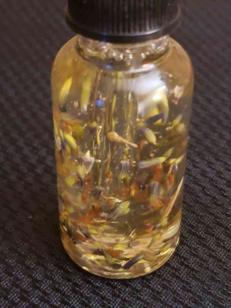 Lush Lavender Oil - Carmichael, California - FleaMarketBay