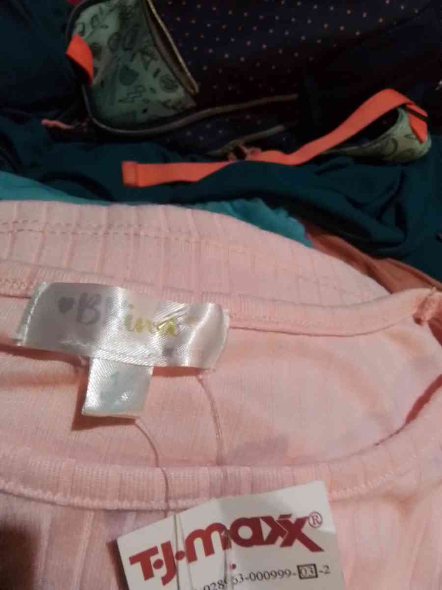 girl tee shirt - Louisville, Kentucky - FleaMarketBay