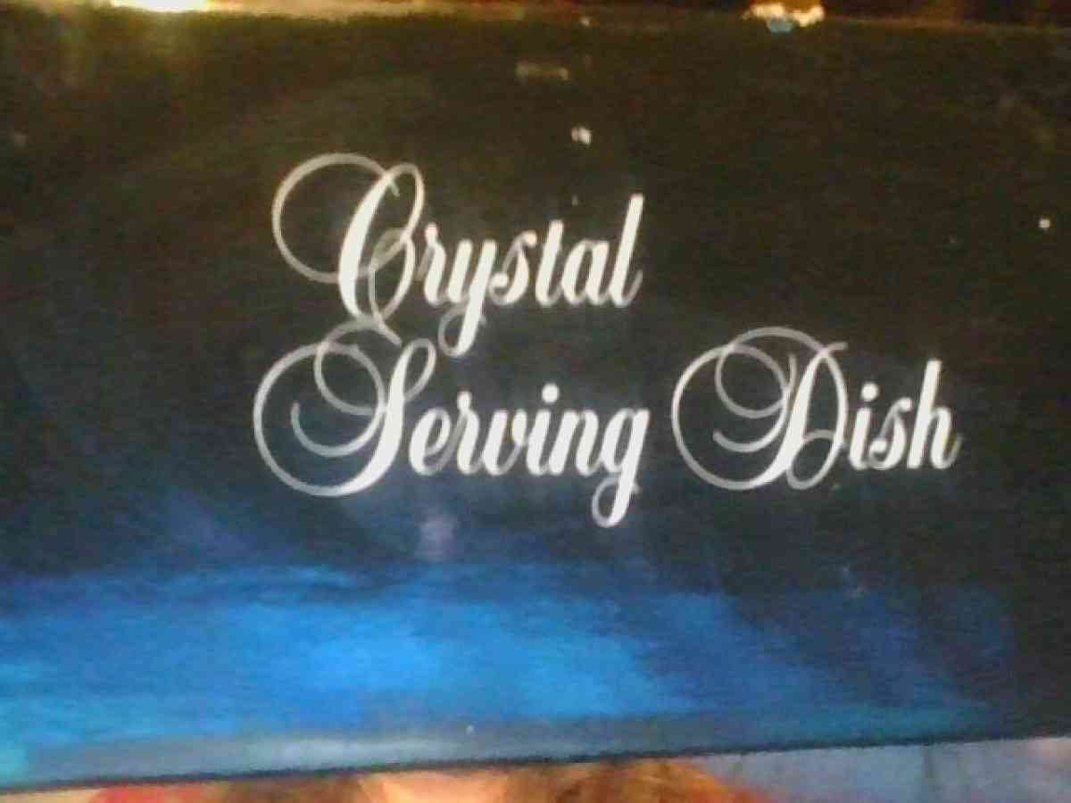 CRYSTAL SEWING DISH