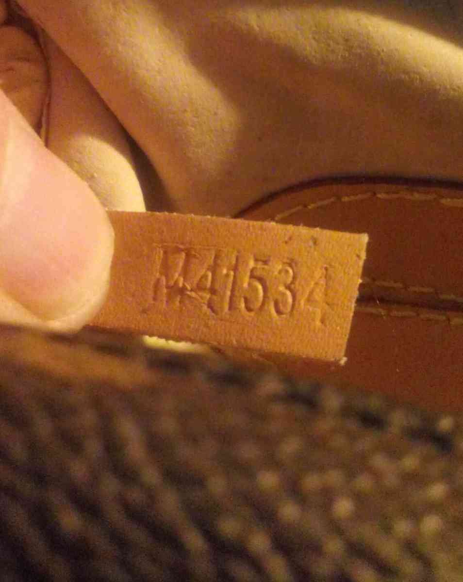 Louis Vuitton - Fort Smith, Arkansas - FleaMarketBay