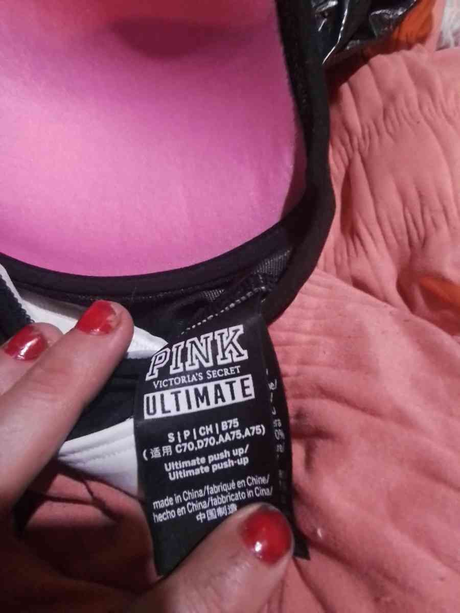woman Victoria secret push up sports bra - Louisville, Kentucky - FleaMarketBay