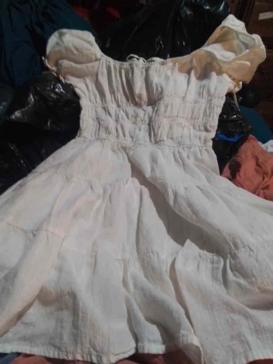 woman dress - Louisville, Kentucky - FleaMarketBay