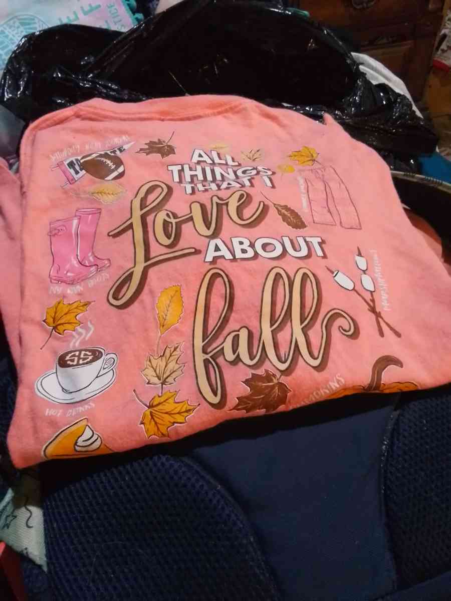 woman thin long sleeve - Louisville, Kentucky - FleaMarketBay