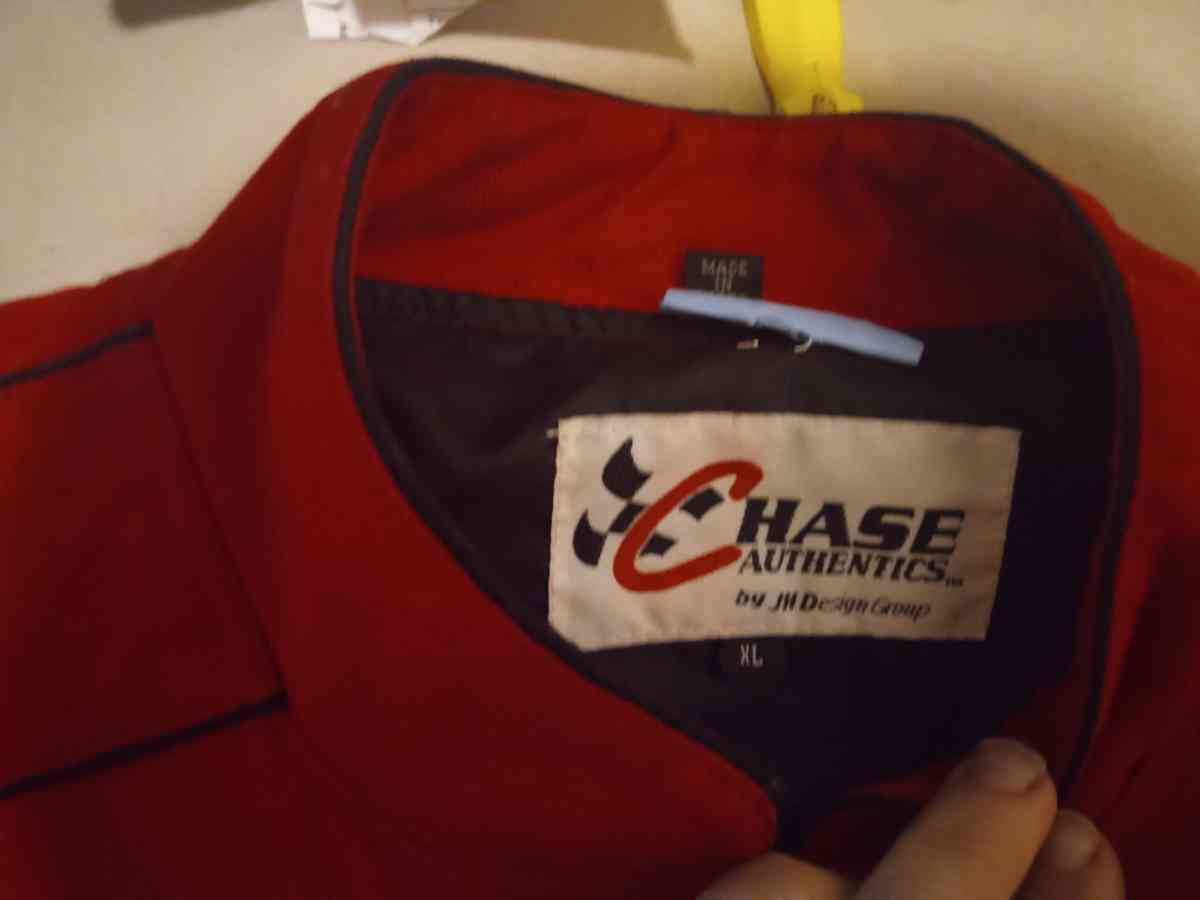 I want a 100 bucks for this NASCAR jacket - Addieville, Illinois - FleaMarketBay