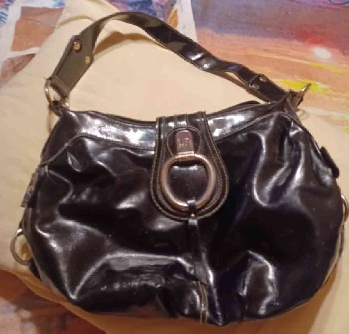 5 purses - East Prairie, Missouri - FleaMarketBay