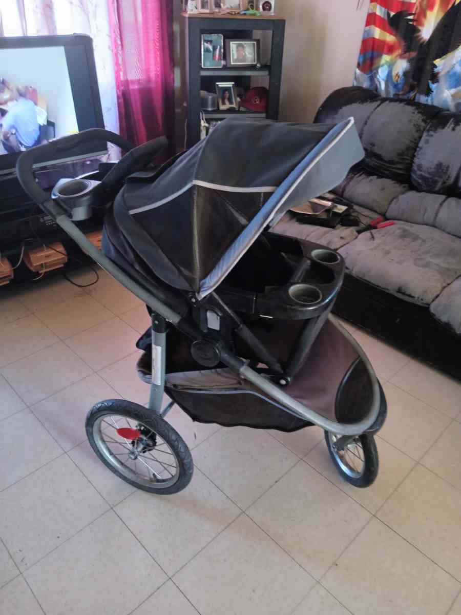baby stroller - Tucson, Arizona