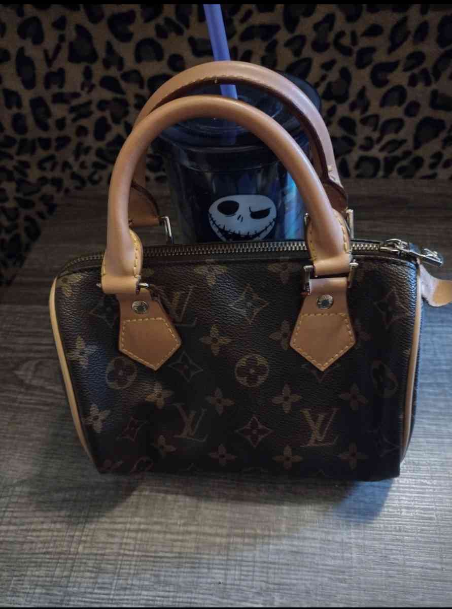 Louis Vuitton - Fort Smith, Arkansas