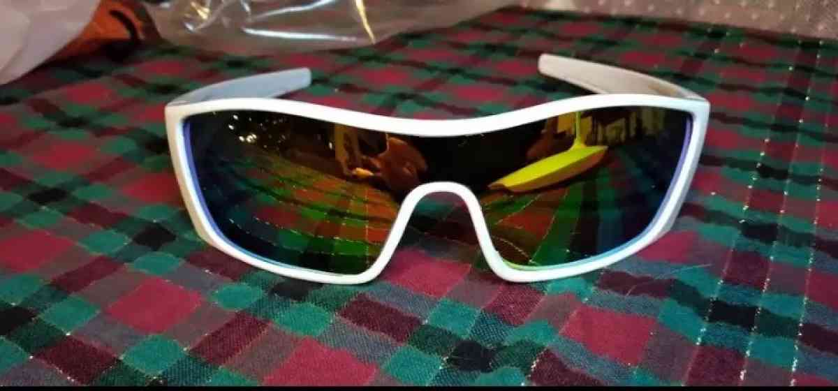 Oakley Sunglasses - San Antonio, Texas - FleaMarketBay