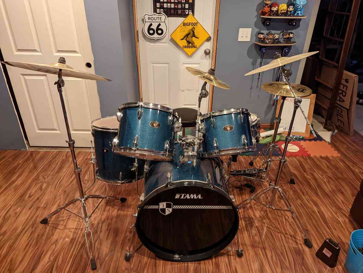 Tama ImperialStar 5 Piece set with Throne and Attack Rings - Tunkhannock, Pennsylvania