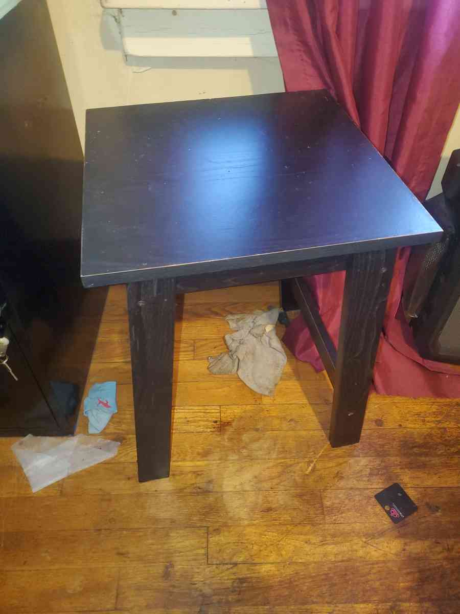 3 Small Black Tables - Detroit, Michigan - FleaMarketBay