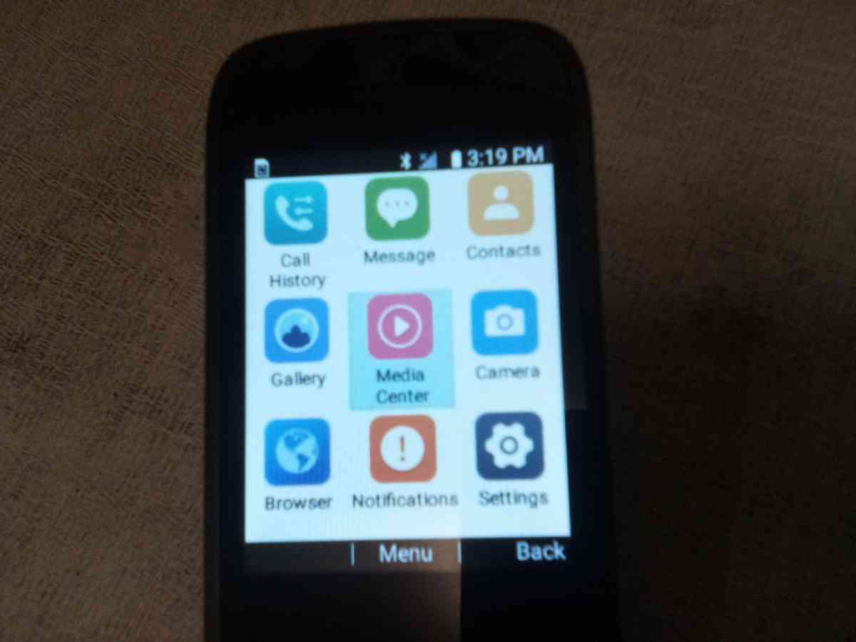 cell phone - Sanford, Maine - FleaMarketBay