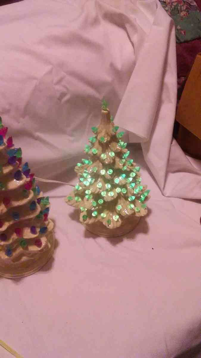 ceramic Christmas tree - Birmingham, Alabama - FleaMarketBay