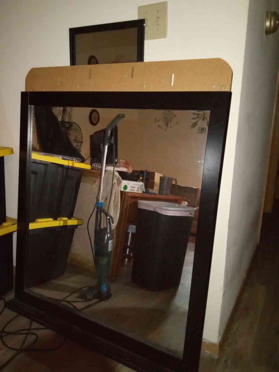 full mirror frame in wood - Dekalb, Illinois