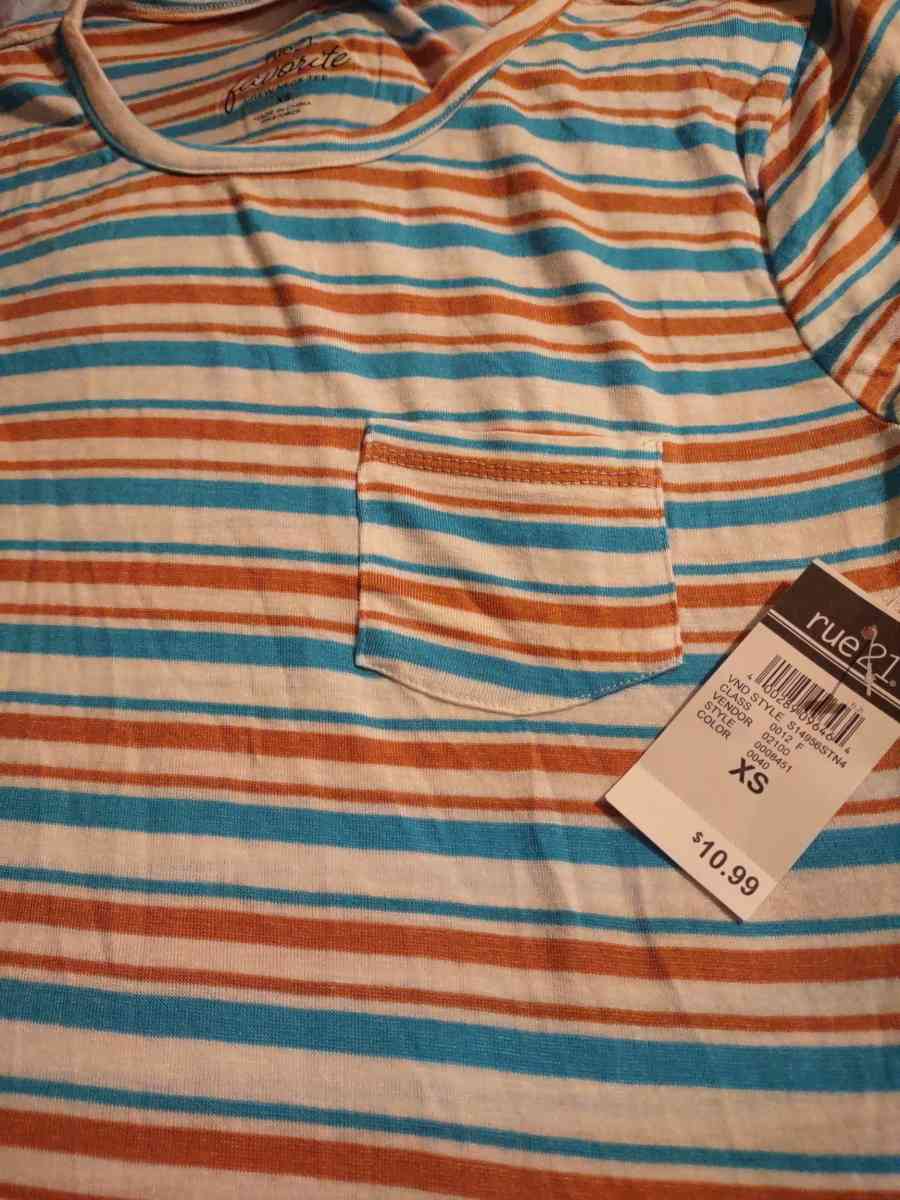 Rue21 favorite crew neck tee