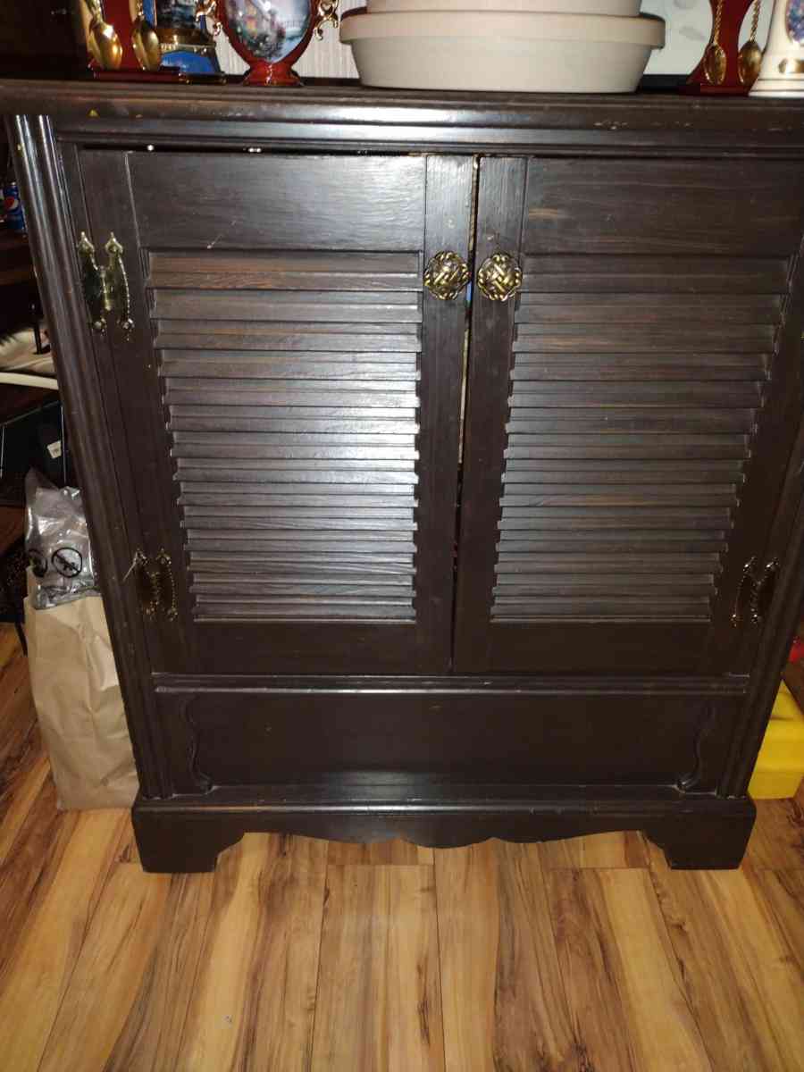 antique hideaway bar - Albany, New York - FleaMarketBay