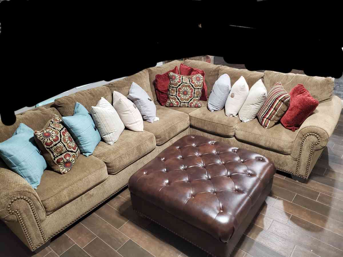 furniture - Forney, Texas - FleaMarketBay