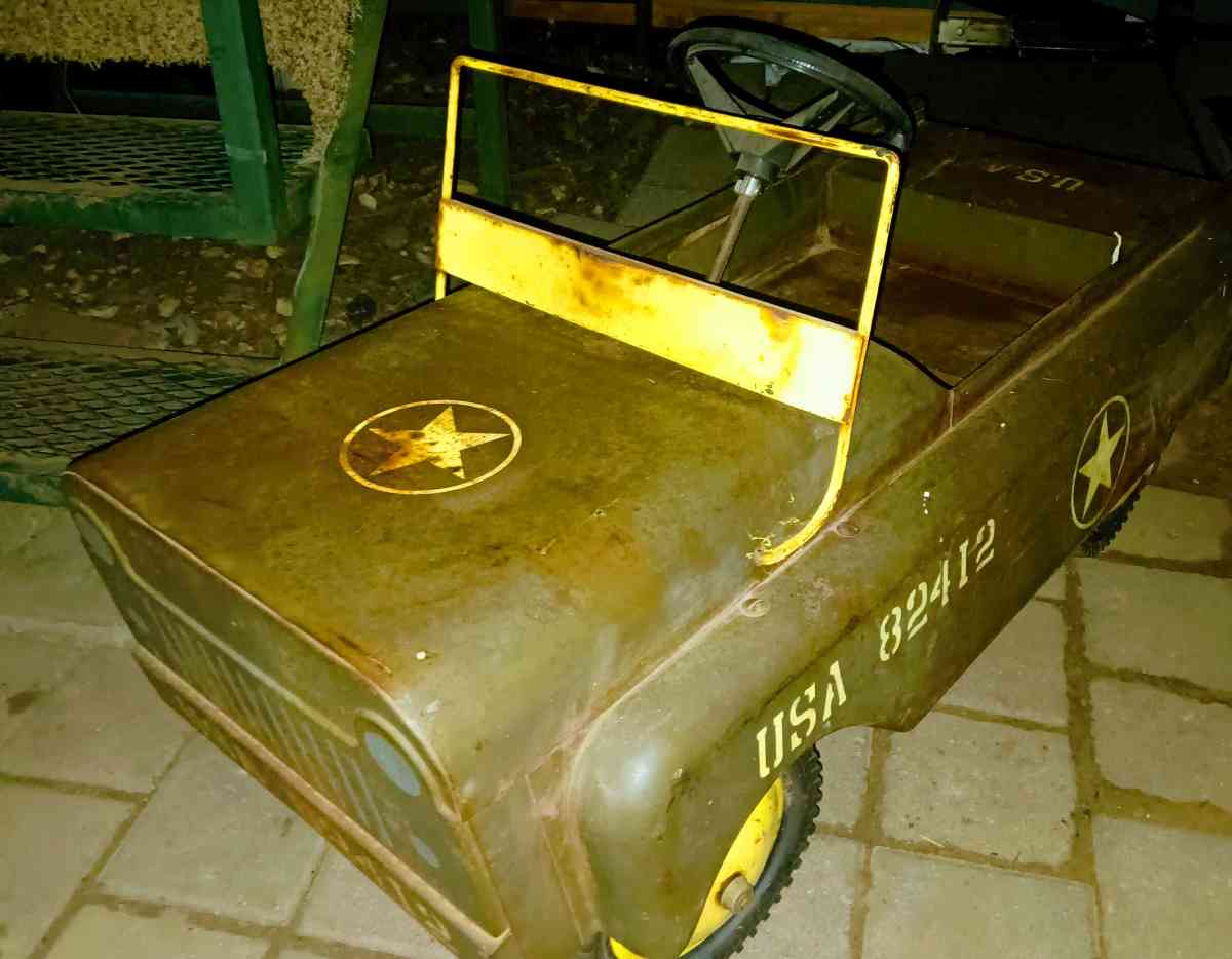 Vintage 1950s metal Military Jeep - Mansfield, Texas - FleaMarketBay