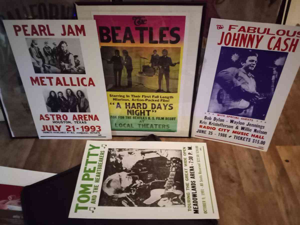 rock posters - Livingston, Tennessee