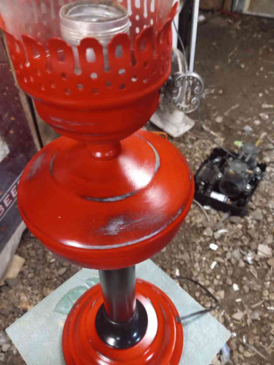 antique lamp - Pelzer, South Carolina - FleaMarketBay