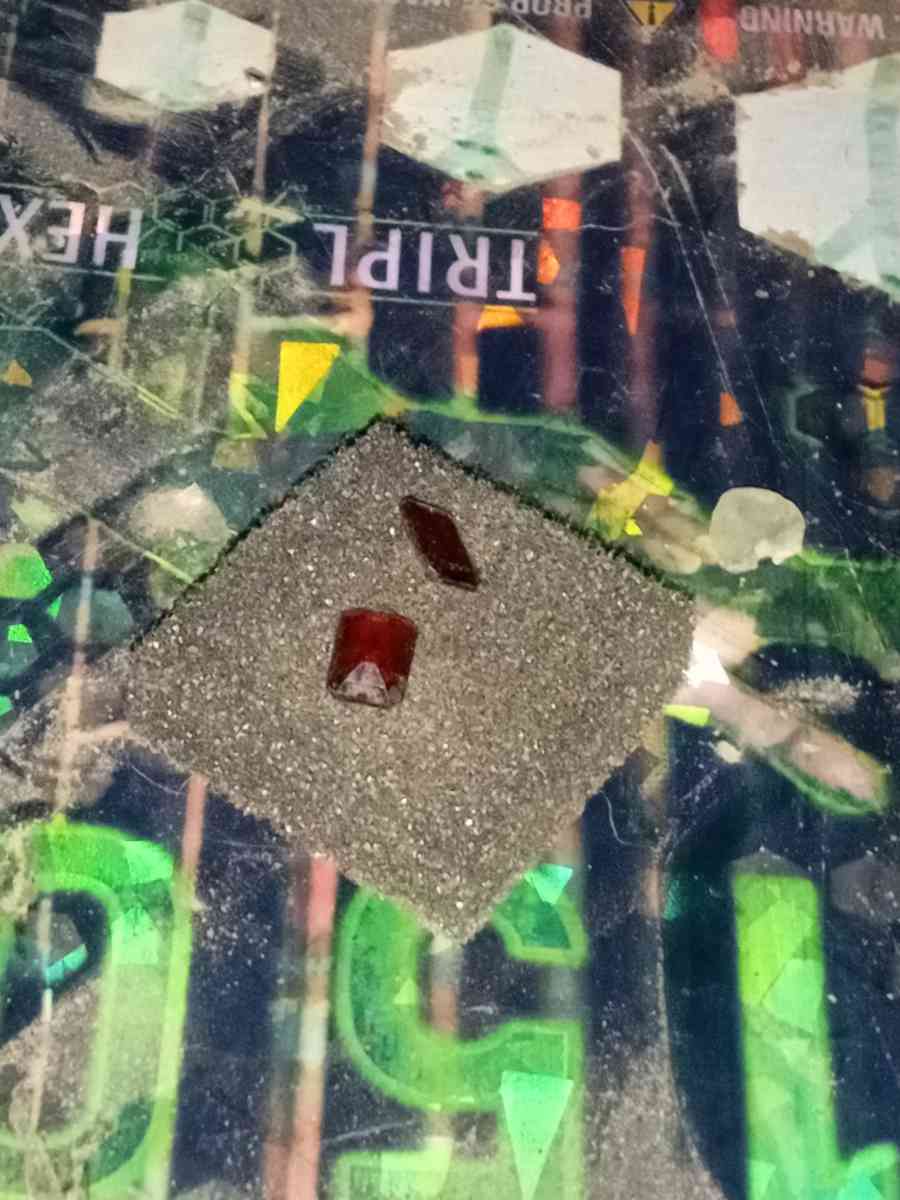 two rubys - Arcata, California - FleaMarketBay