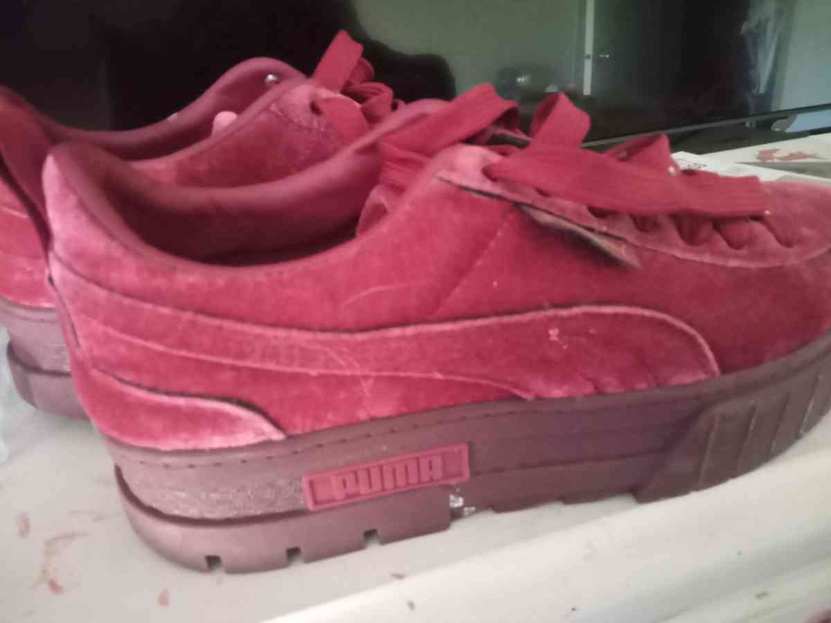 red velvet puma shoes - Hutto, Texas