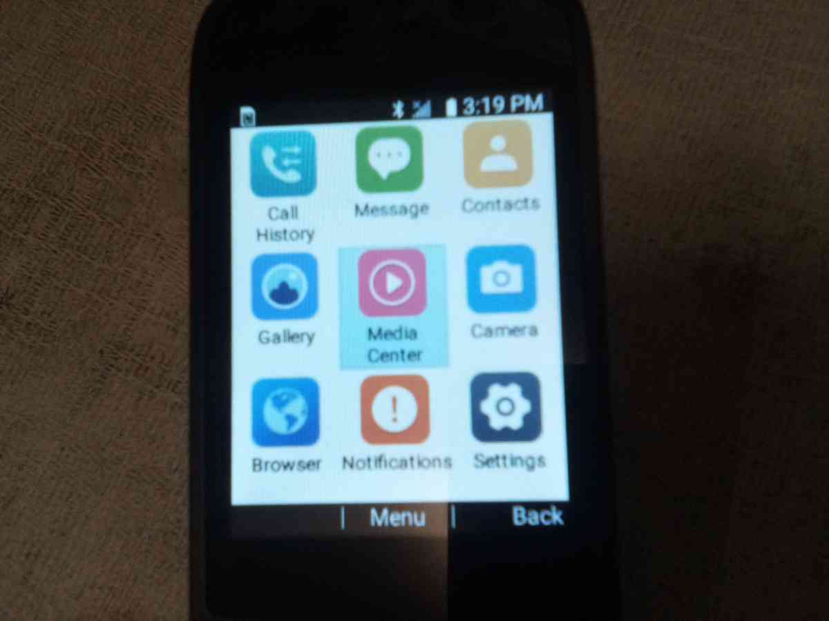 cell phone - Sanford, Maine - FleaMarketBay