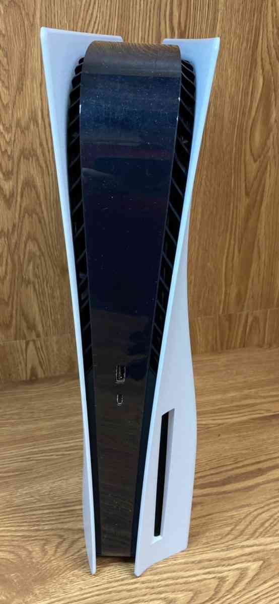 Ps5 perfect condition - Raleigh, North Carolina - FleaMarketBay
