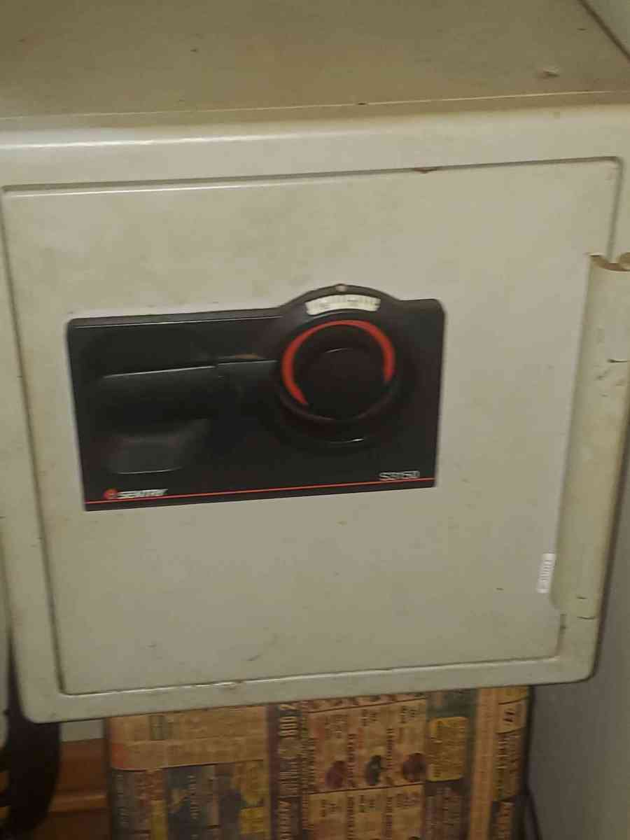 Safe With Combination - Detroit, Michigan