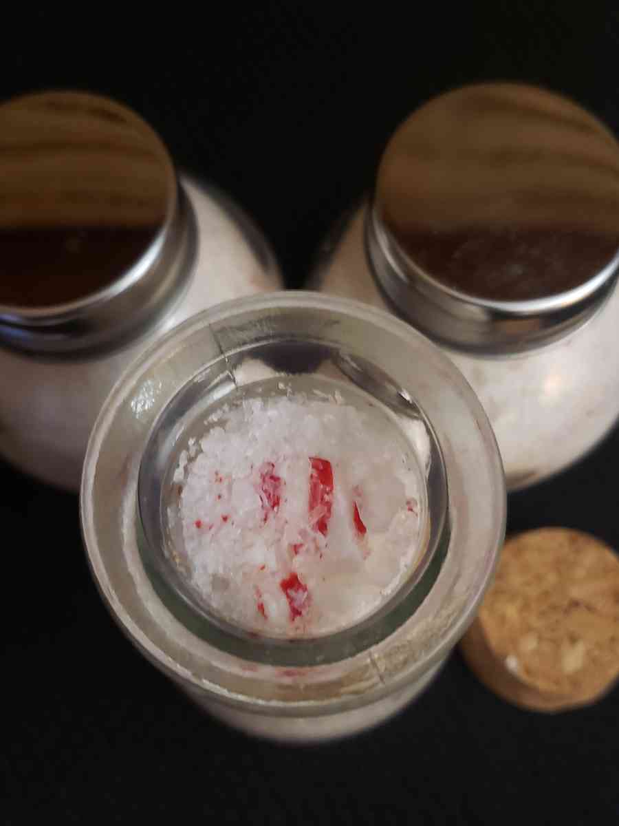 Candy Cane Bath Salts - Carmichael, California - FleaMarketBay