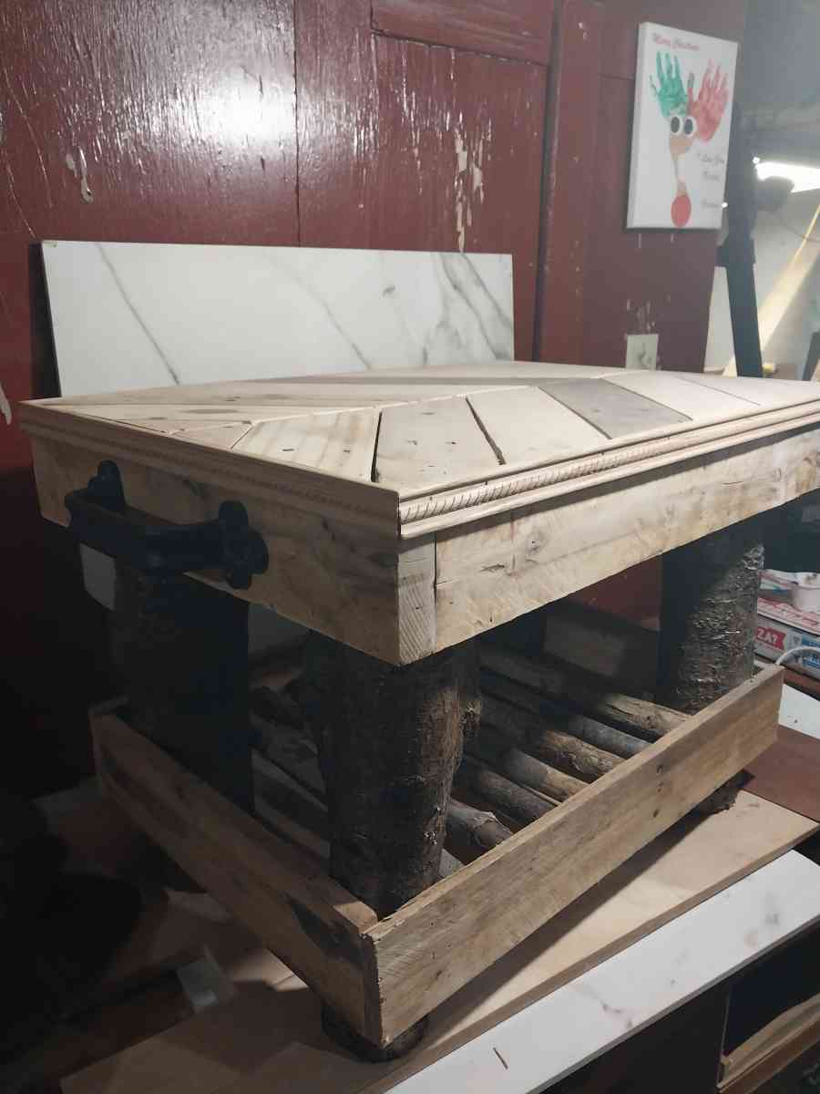 Handmade Live Edge Reclaimed Table - Effingham, Illinois