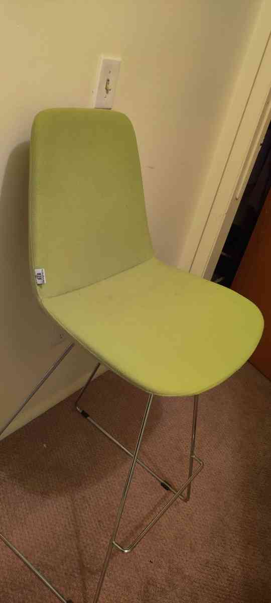 office chair - Avenel, New Jersey - FleaMarketBay