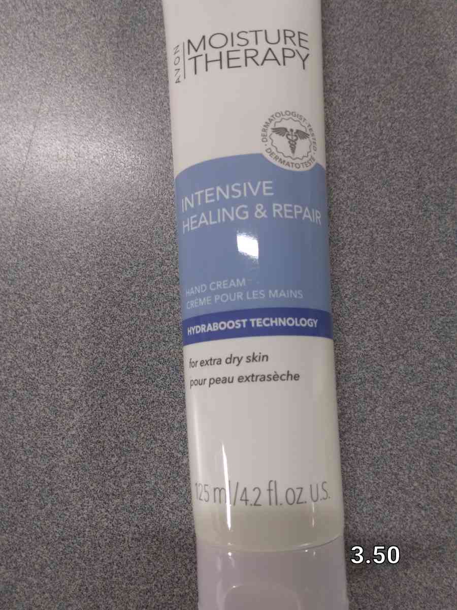 Avon moisture Therapy Lotion - Minden, Louisiana