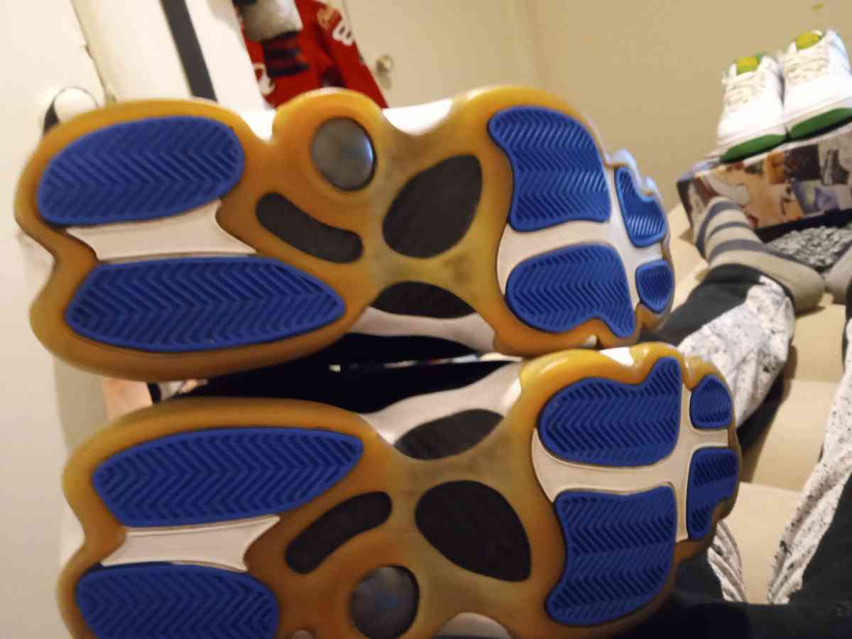 I want 60 for these Jordans they are size 10 they are great - Elgin, Illinois - FleaMarketBay