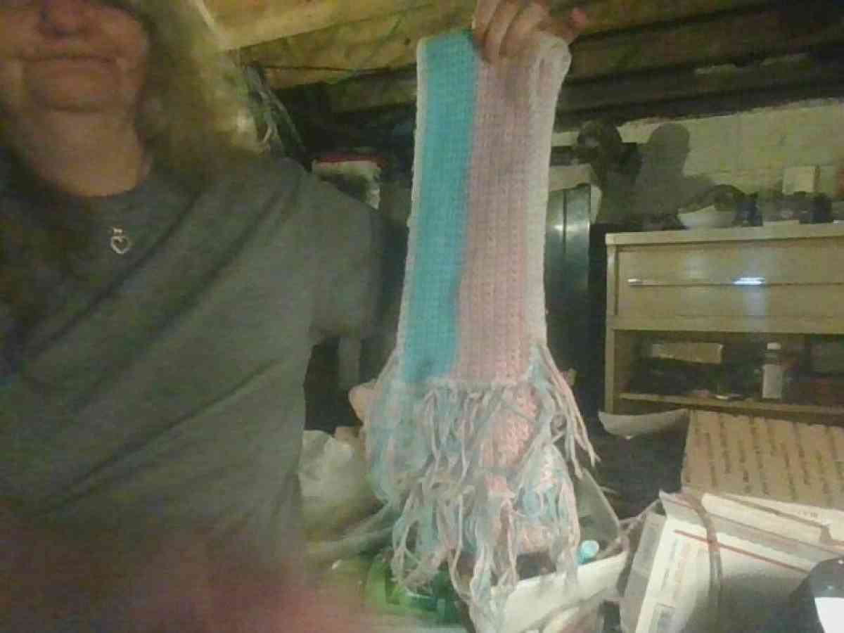 croched scarf - Alliance, Ohio - FleaMarketBay