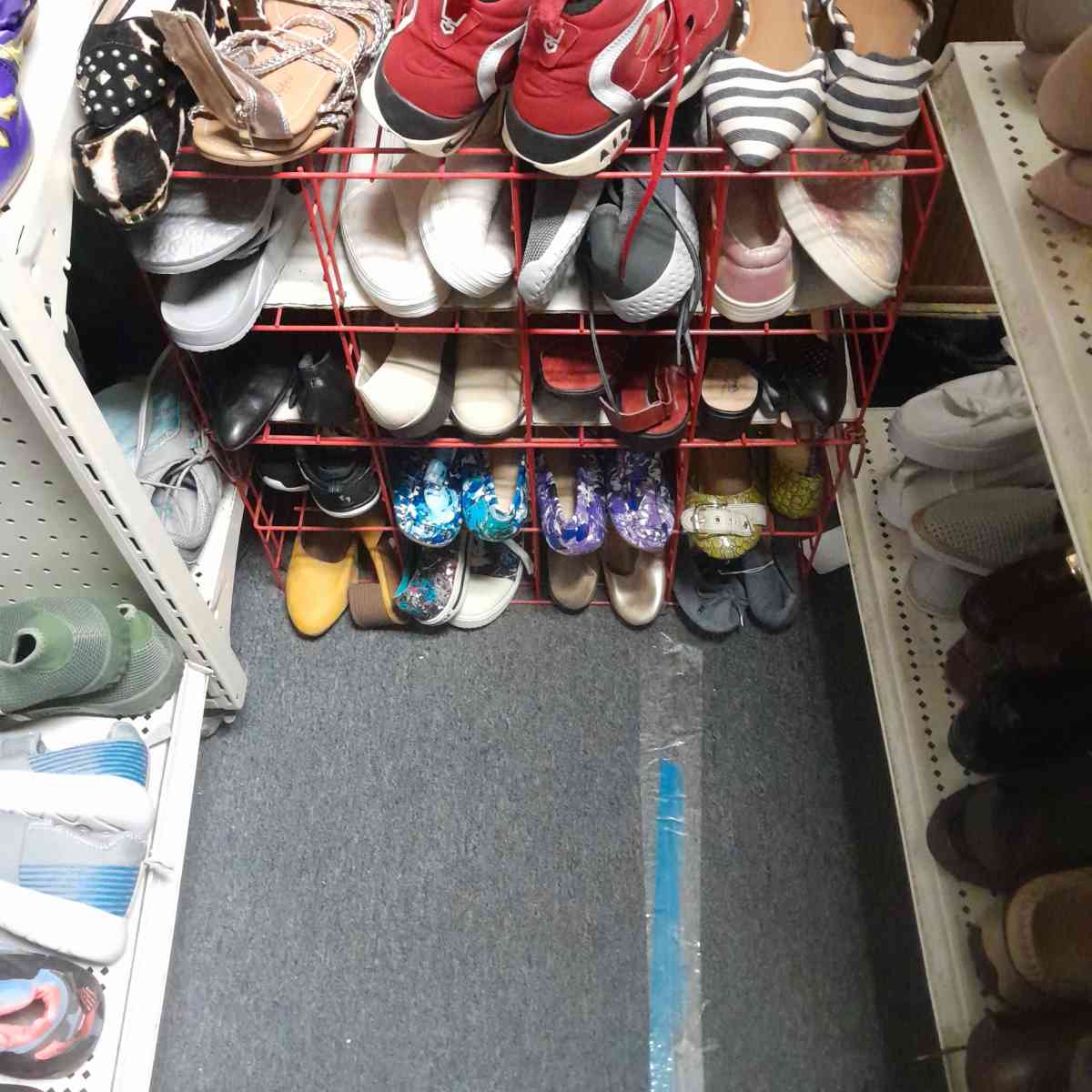 Big clearance sale February 18th22nd at St Luke thrift stor - Chesapeake, Virginia - FleaMarketBay