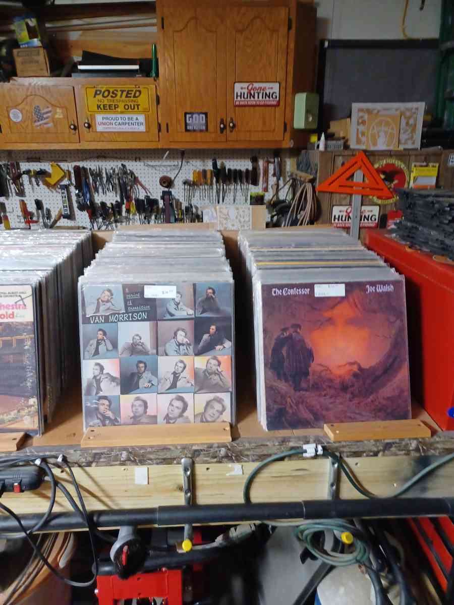 vinyl records - Minooka, Illinois - FleaMarketBay