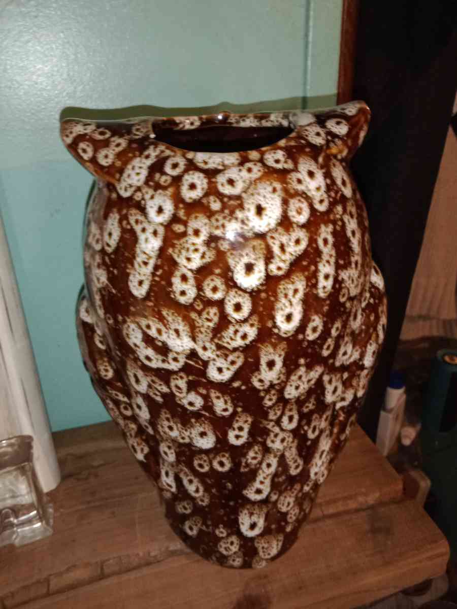 vintage elegant expressions ceramic owl - Huntington, Texas - FleaMarketBay