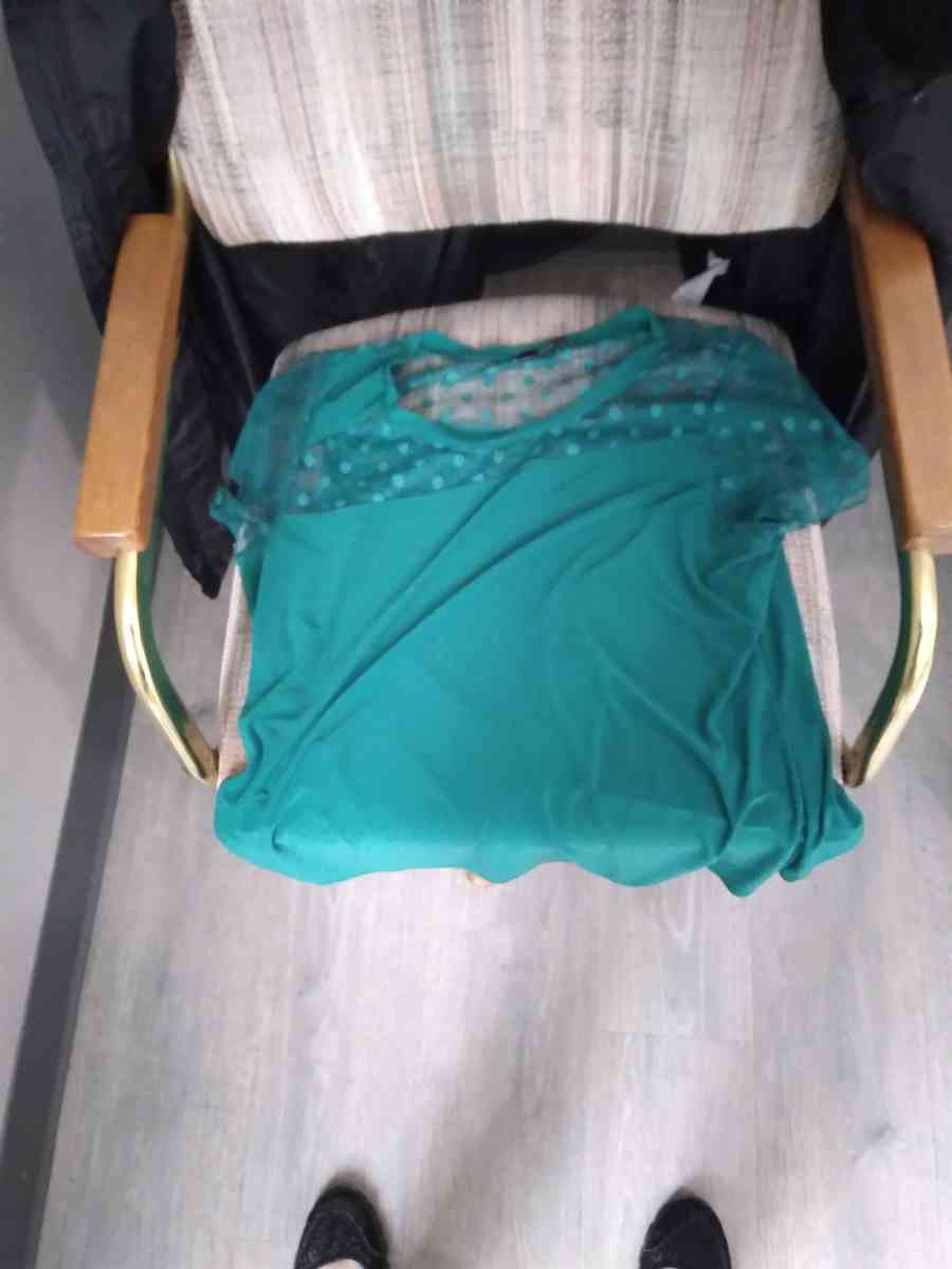 nice green dress shirt womans - Salem, Oregon