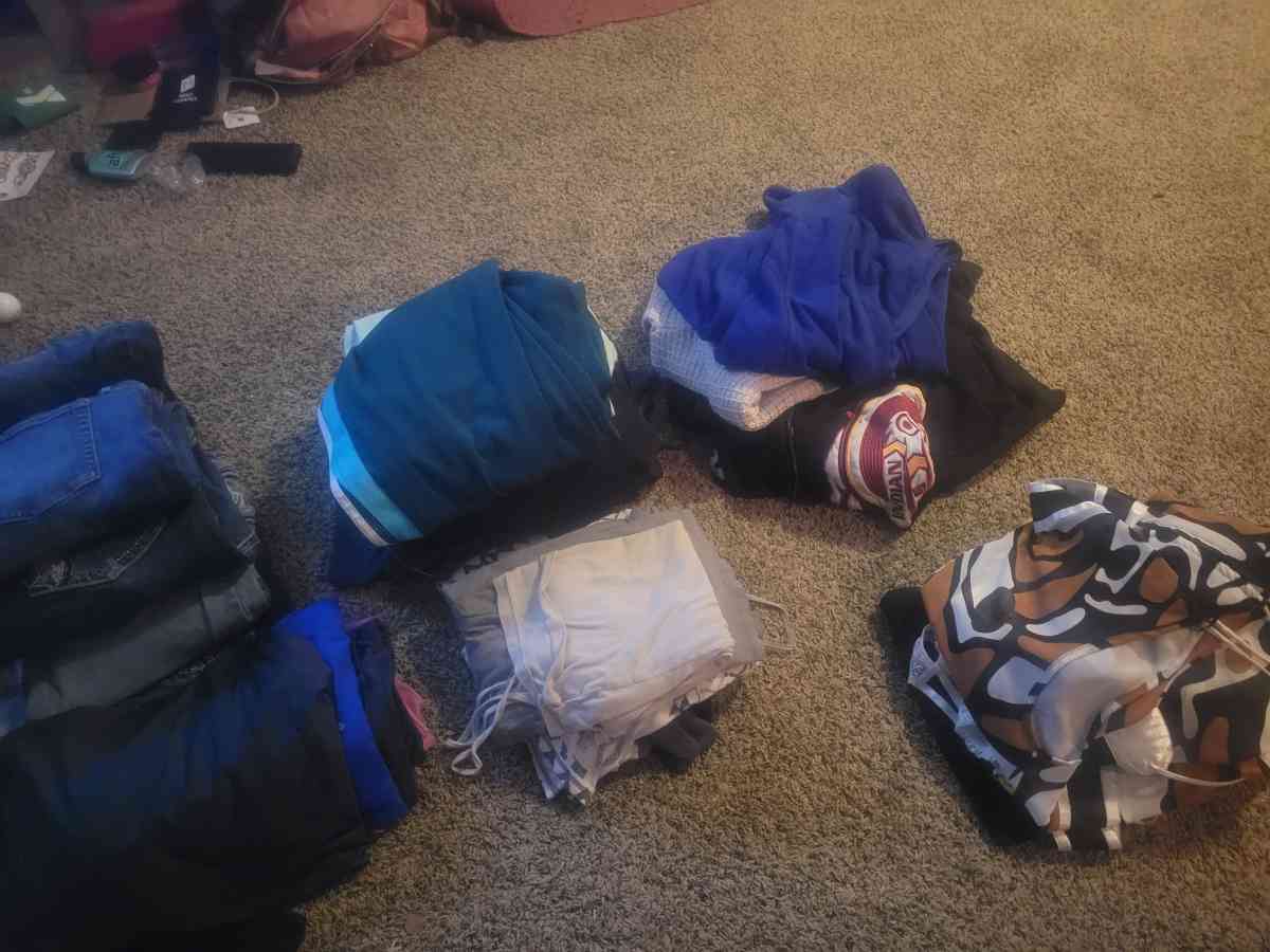 clothing - Wapello, Iowa