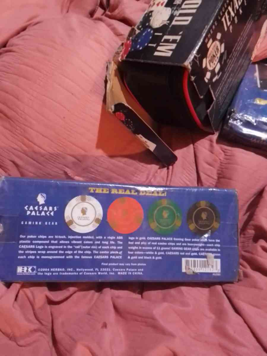 Texas holders poker kit - Louisville, Kentucky - FleaMarketBay