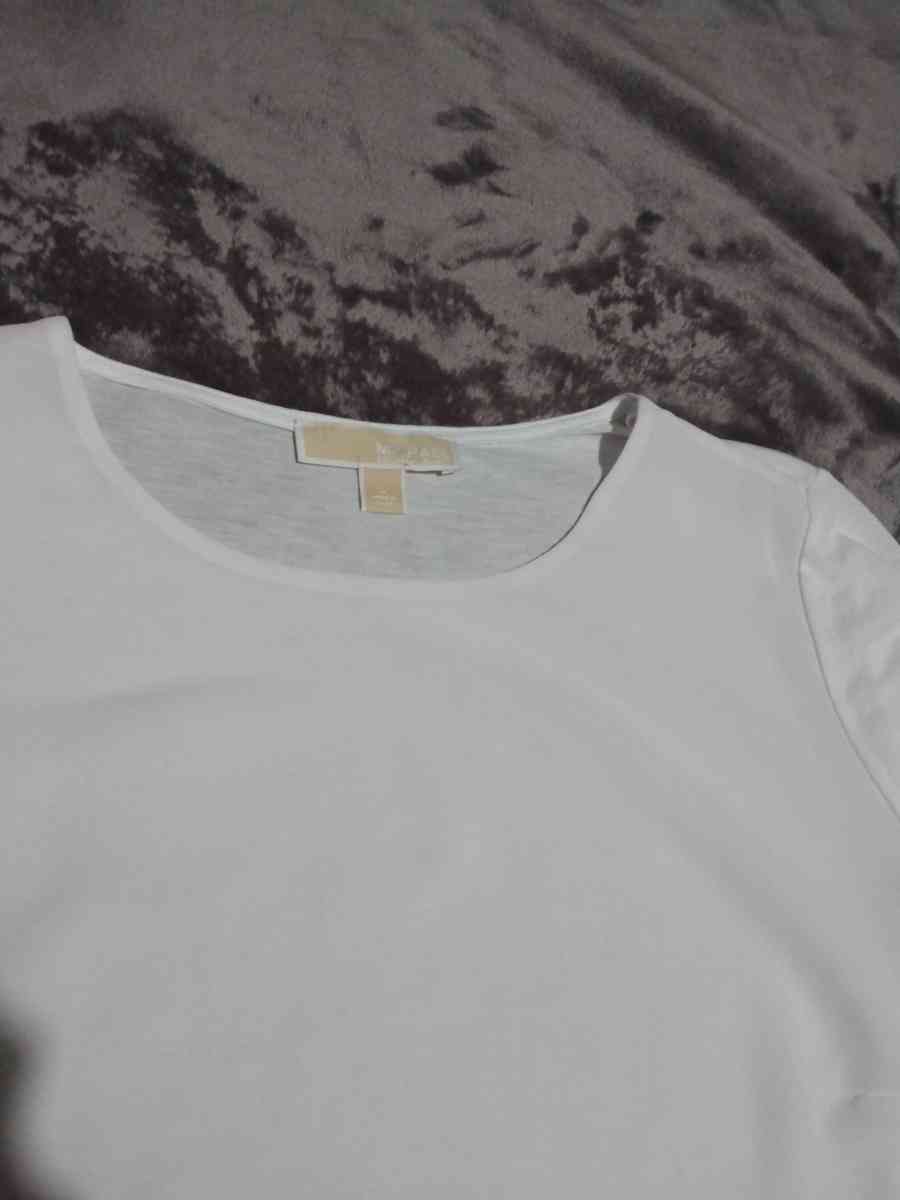 Michael Kors NEW Condition - Belen, New Mexico - FleaMarketBay