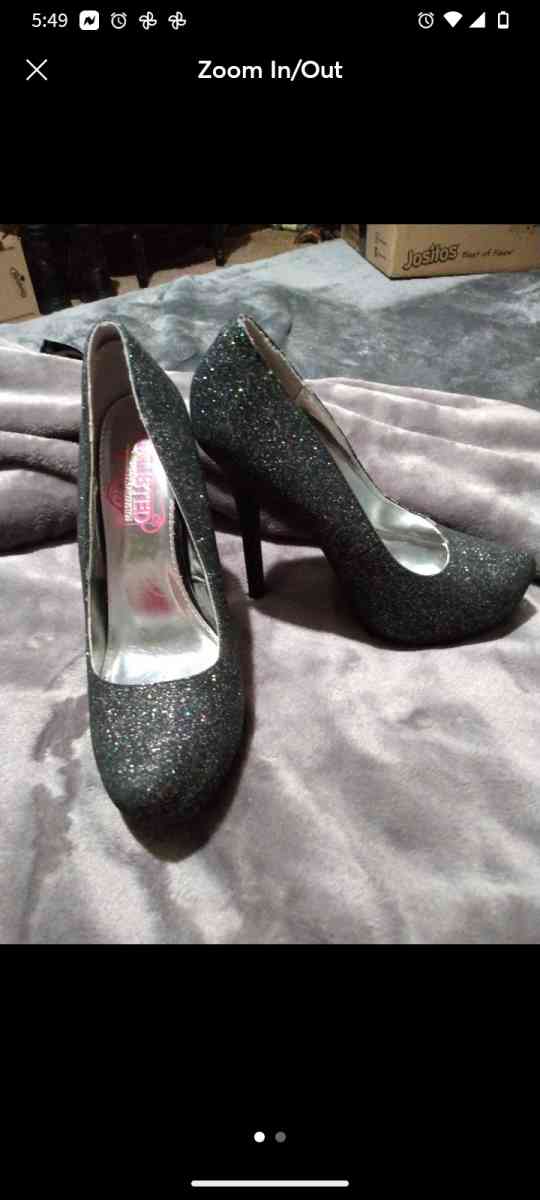 KENNETH COLE PRODUCTIONS UNLISTED HEELS LIKE NEW size 7 5 - Belen, New Mexico