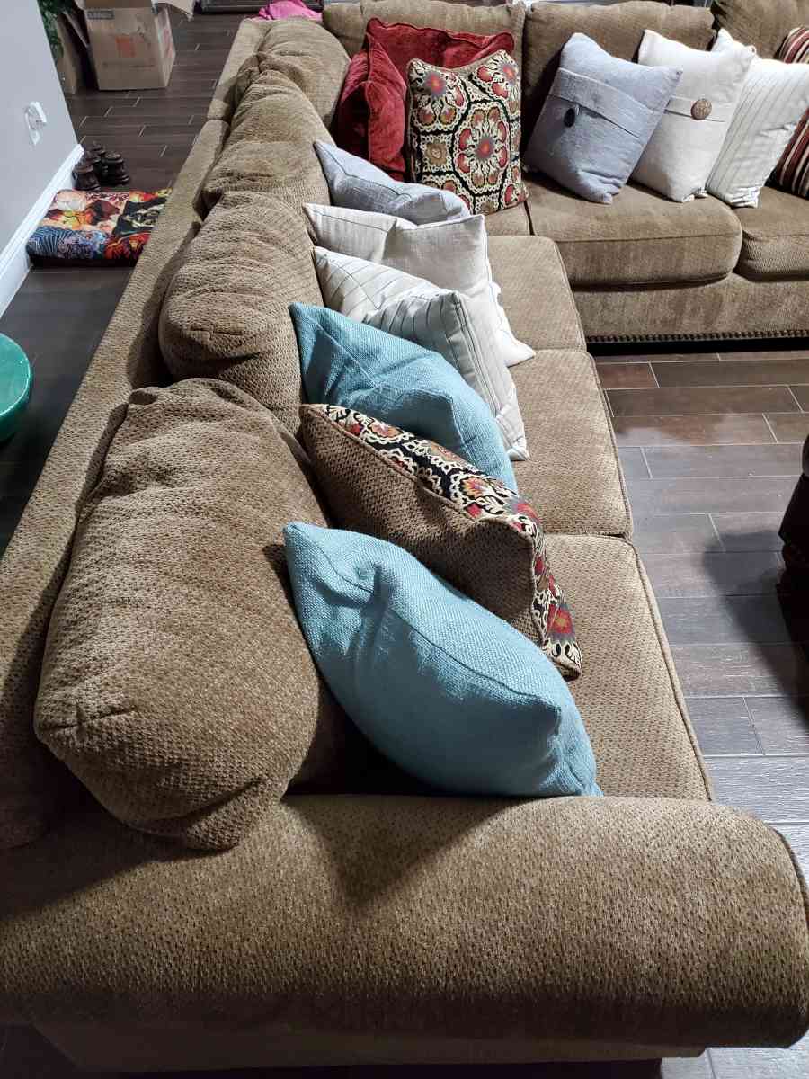 furniture - Forney, Texas - FleaMarketBay