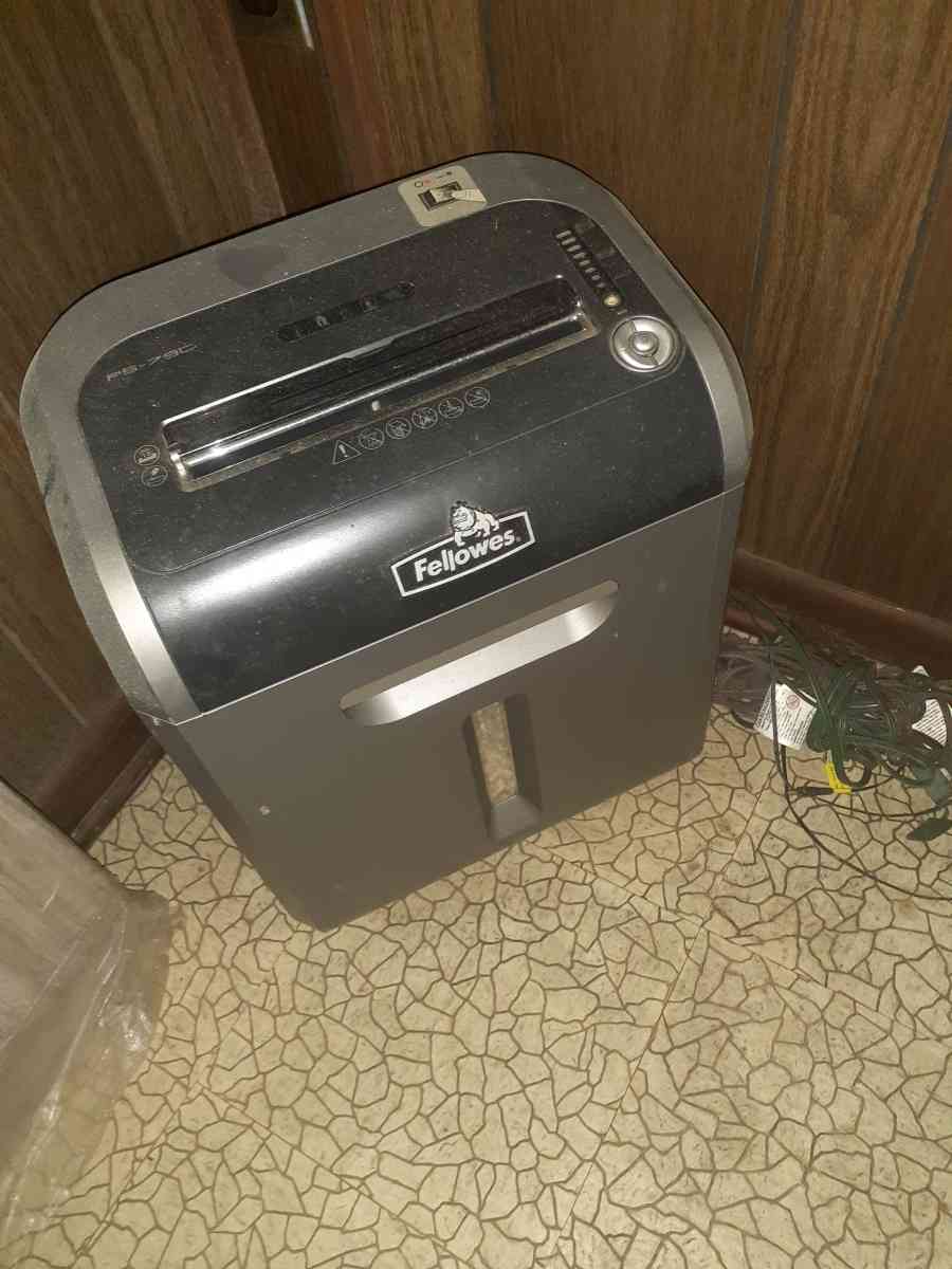 Paper Shredder - Detroit, Michigan - FleaMarketBay
