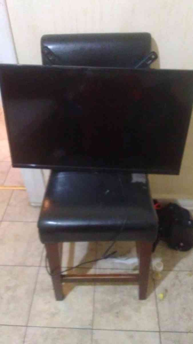 32 inch Roku Tv - Raceland, Louisiana