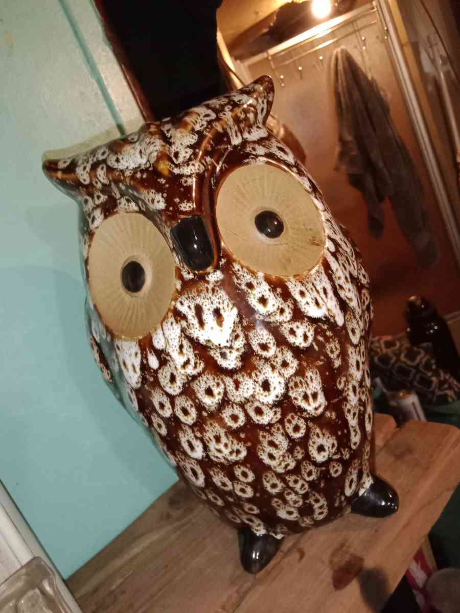 vintage elegant expressions ceramic owl - Huntington, Texas - FleaMarketBay