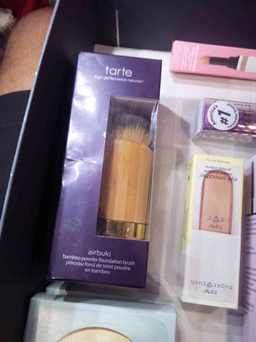 Tarte makeup - Fort Myers, Florida - FleaMarketBay