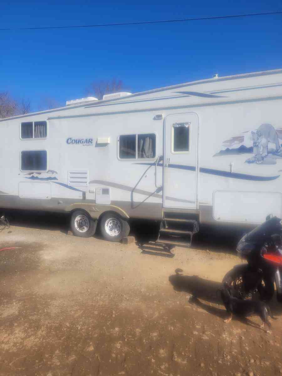 5th wheel - Redding, California - FleaMarketBay