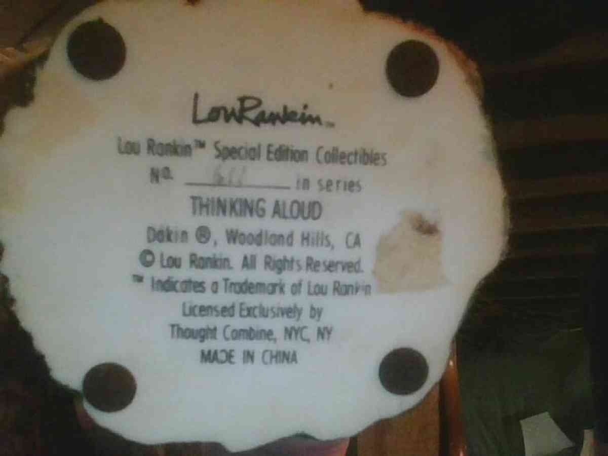 Collectable Rabbit Statue - Alliance, Ohio - FleaMarketBay